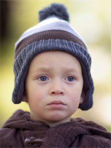 Woolen clothing worn in the cooler months should be placed over the top of a less irritating fabric such as cotton, particularly for children with itchy or sensitive skin. Image: Ernst Vikne on Flickr